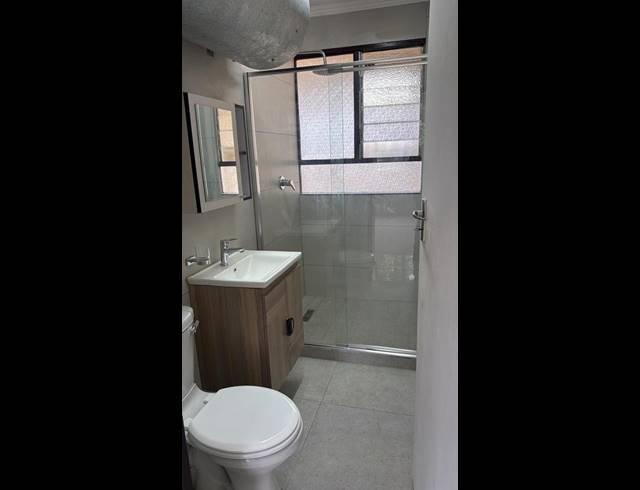 1 BEDROOM PROPERTY TO RENT IN ESSENWOOD